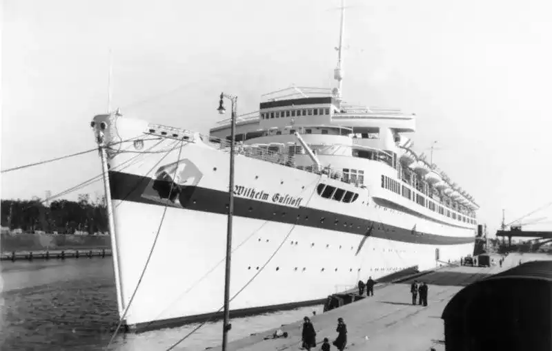 Alekszandr Marinyeszko, Gdynia, hajótörés, Hannibál hadművelet, Kelet-Poroszország, második világháború, német menekültek, Sz-13, tengeri katasztrófa, Wilhelm Gustloff