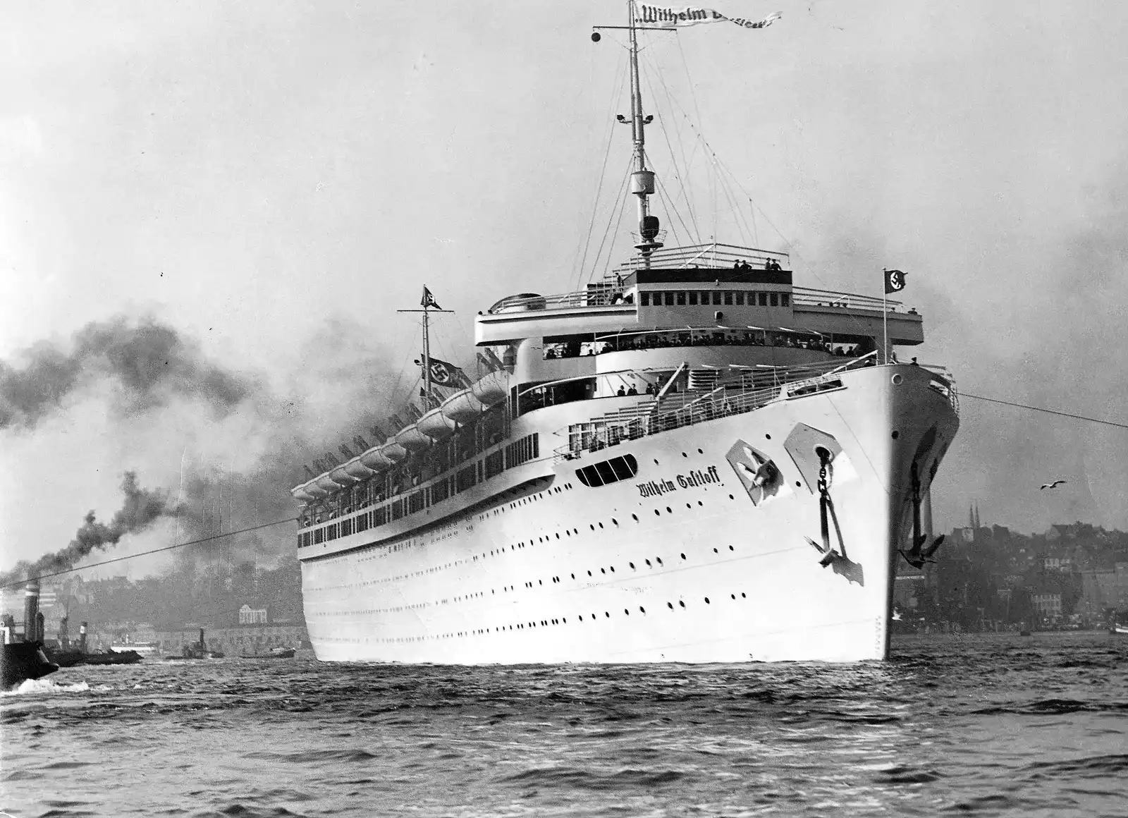 Alekszandr Marinyeszko, Gdynia, hajótörés, Hannibál hadművelet, Kelet-Poroszország, második világháború, német menekültek, Sz-13, tengeri katasztrófa, Wilhelm Gustloff