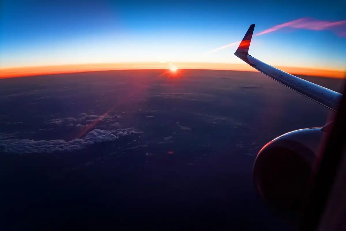 arisztotelész, csillagászat, eratoszthenész, föld alakja, földrajz, geoid, GPS, gravitáció, horizont, lapos föld, műhold, newton, püthagorasz, repülőgép, tudomány, űrhajózás, űrkutatás