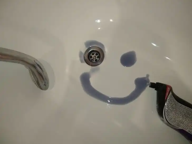 életmód, fürdőszoba, hatékonyság, házimunka, időgazdálkodás, konyha, lakás, otthon, rend, szokások, takarítás, takarítási tippek, tippek, tisztaság, trükkök