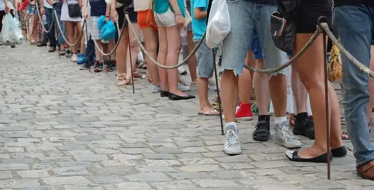 bevándorlás, élet Svédországban, érdekességek Svédországról, etikett, gyereknevelés Svédországban, külföldön élni, kultúrsokk, munka Svédországban, skandináv életmód, svéd kultúra, svéd mentalitás, svéd szokások, Svédország, szabadidő Svédországban, társadalmi normák, természet Svédországban, tippek külföldieknek