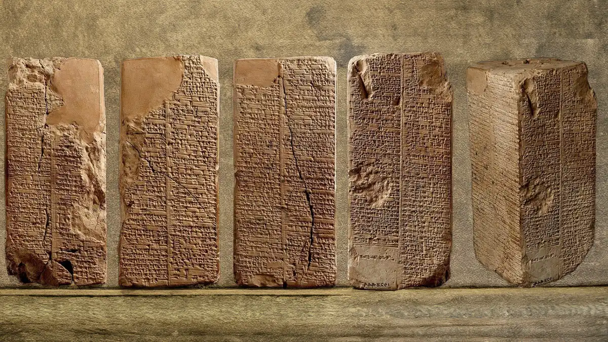 antiküthérai szerkezet, bagdadi elem, Diquis-gömbök, érdekességek, galéria, Göbekli Tepe, Hatt Shebib, Holt-tengeri tekercsek, Kultúra, leletek, megmagyarázatlan jelenségek, Nazca-vonalak, ősi civilizációk, Piri reisz térképe, régészet, rejtélyek, római dodekaéderek, sumer királylista, technológia, történelem, tudomány, víz alatti piramis