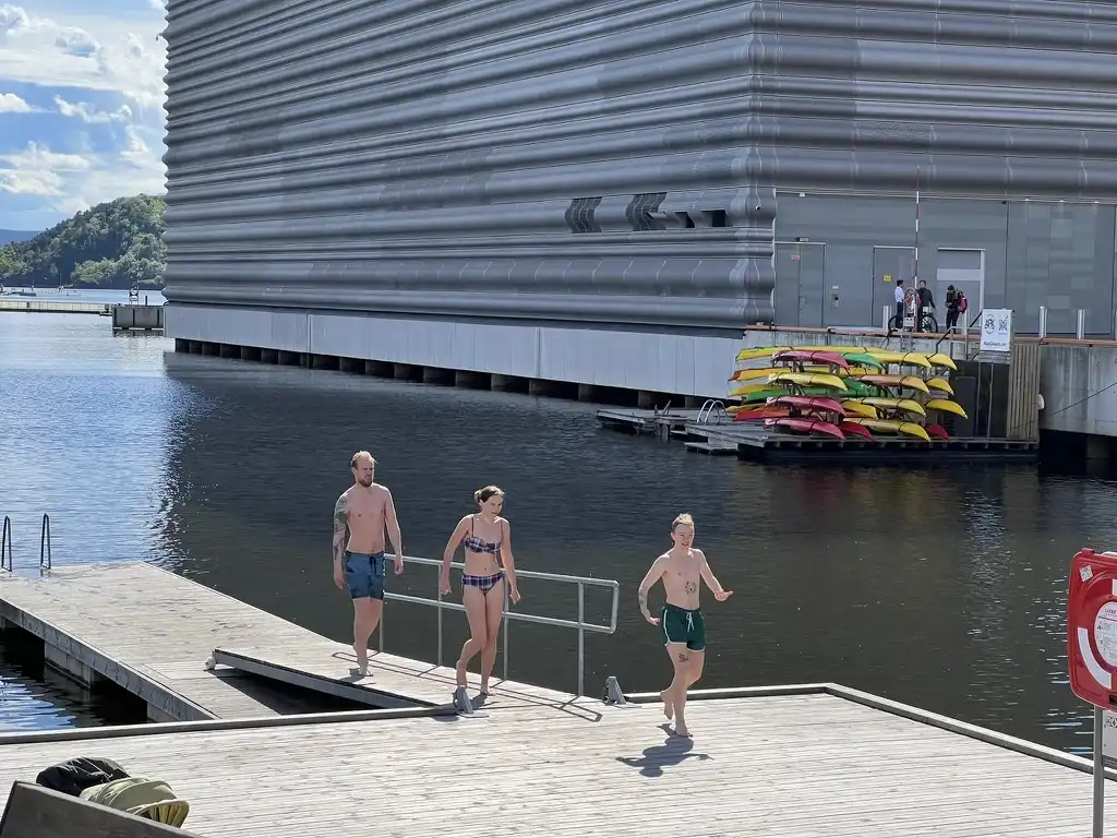 20+ fotó Norvégiából, ami megmutatja, hogy a legtöbb európai ország miért nem fogja soha utolérni ezt az országot beszámoló, életmód, építészet, érdekességek, európa, fotók, infrastruktúra, környezettudatosság, közlekedés, különbségek, Kultúra, mentalitás, Norvégia, Oroszország, Osló, összehasonlítás, Skandinávia, tapasztalatok, társadalom, utazás