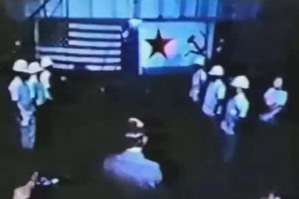Azorian projekt, CIA, Glomar Explorer, hidegháború, Howard Hughes, K-129, katasztrófa, katonai, kémkedés, kiemelés, mélytengeri, roncs, szovjet, technológia, tengeralattjáró, titkos, történelem