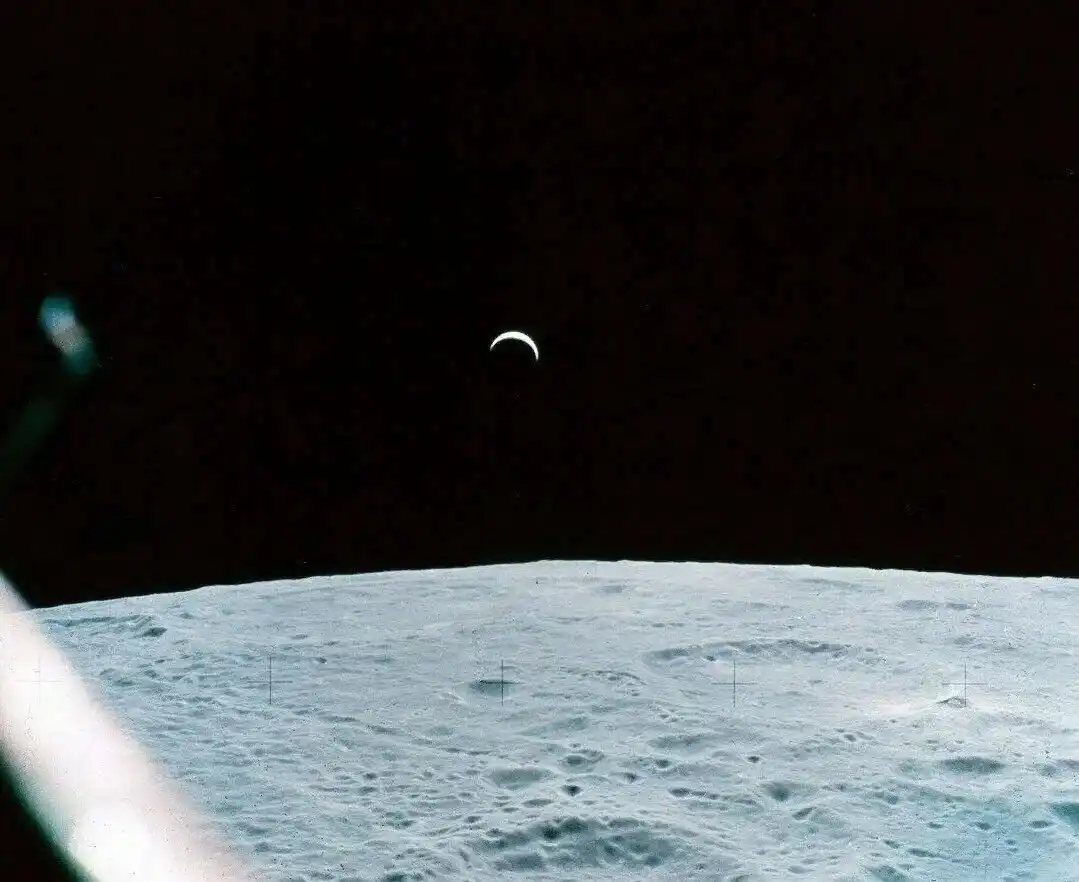 Apollo program, bolygók, Cassini űrszonda, csillagászat, Curiosity marsjáró, föld, Föld-Hold rendszer, galéria, hold, Jütu holdjáró, Mars, Naprendszer, Szaturnusz, űrhajózás, űrkutatás, űrszondák