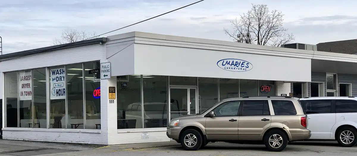 amerika, amerikai kultúra, amerikai mosodák, élet Amerikában, érdekességek, érmemosoda, Gazdaság, Külföld, kultúrális különbségek, laundromat, mindennapi élet, mosási szokások, mosoda, mosógép, önkiszolgáló mosoda, szárítógép, tapasztalatok, társadalmi szokások, társasági élet, usa, utazás, vízfogyasztás, washateria