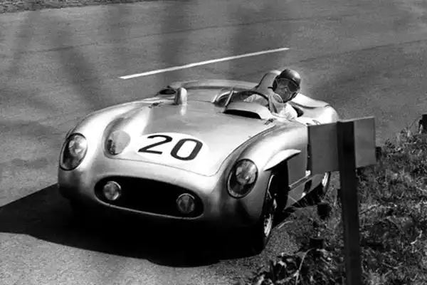 autóversenyzés, baleset, biztonság, Jaguar, katasztrófa, Le Mans, Mercedes, történelem, tragédia, versenyautó