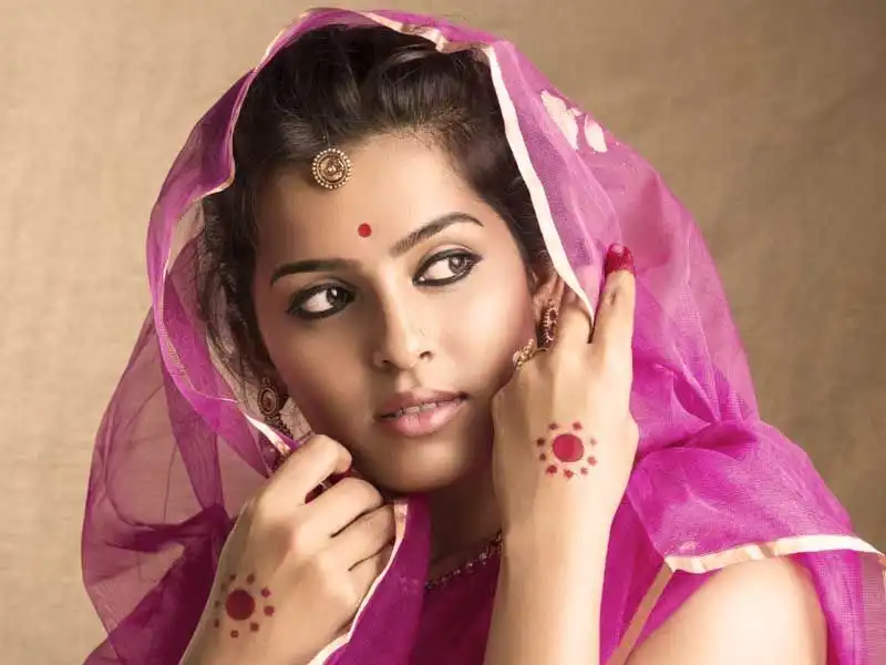 bindi, csakra, hagyomány, hinduizmus, india, Jelkép, Kultúra, spiritualitás, tilak, vallás