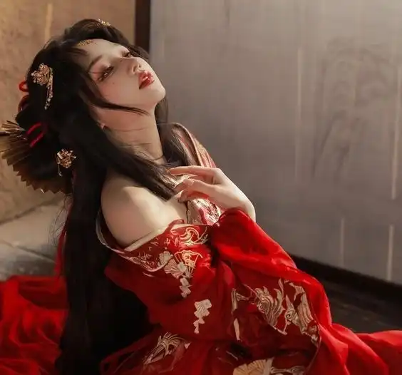 Árulás, Bosszú, háború, hatalom, intrika, Kína, legenda, Ókor, szépség, Xi Shi