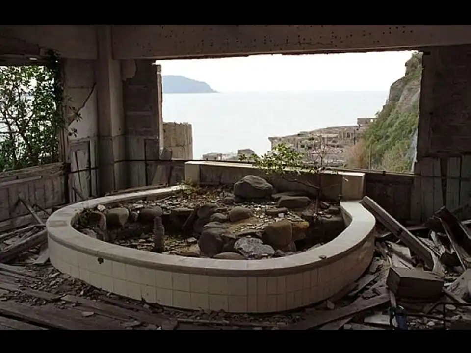 bányászat, elhagyatott helyek, Hashima sziget, ipari történelem, japán, szellemváros, sziget, történelem, turizmus, városi felfedezés