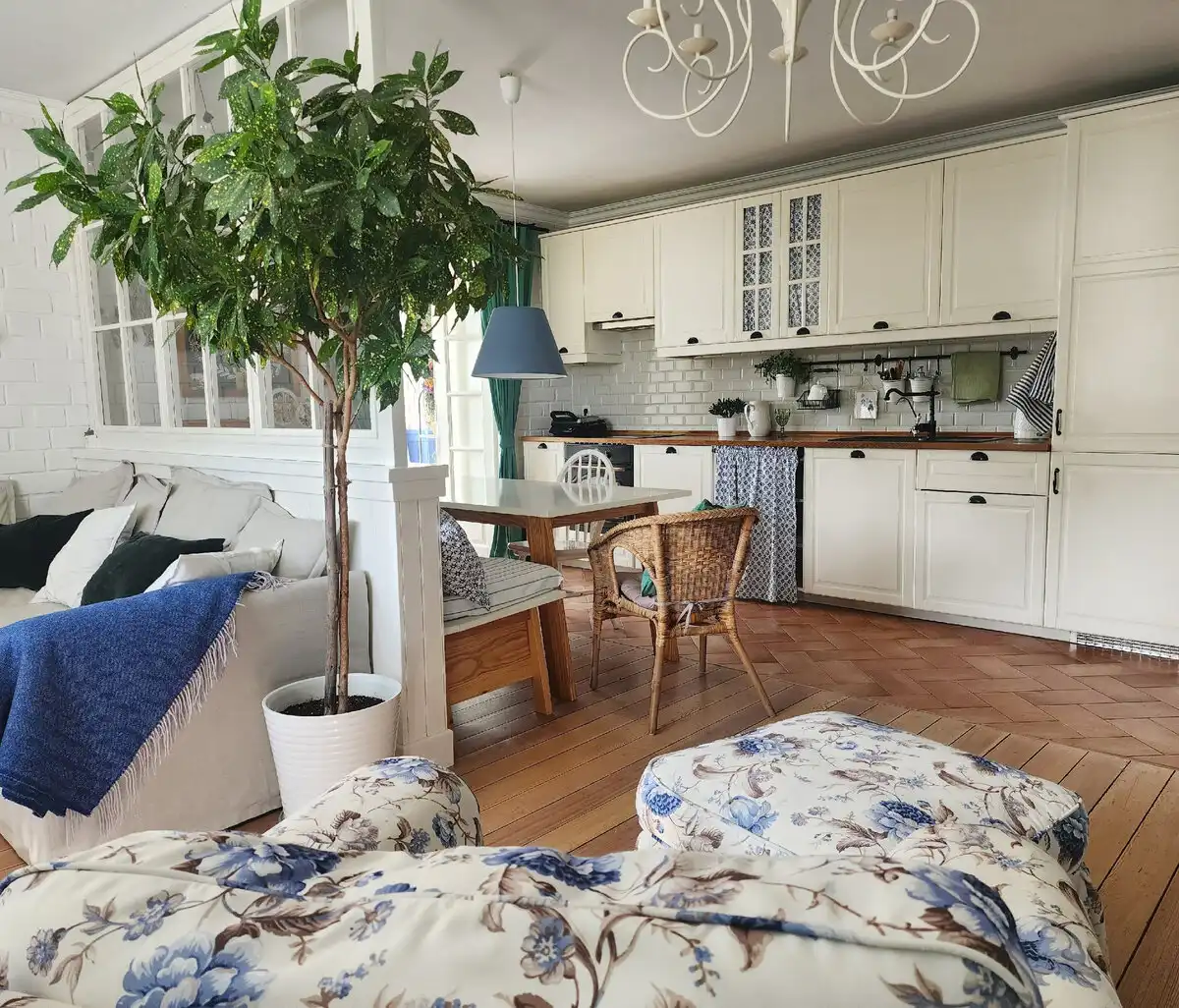 család, DIY, enteriőr, fa, felújítás, inspiráció, lakás, lakberendezés, otthon, rusztikus