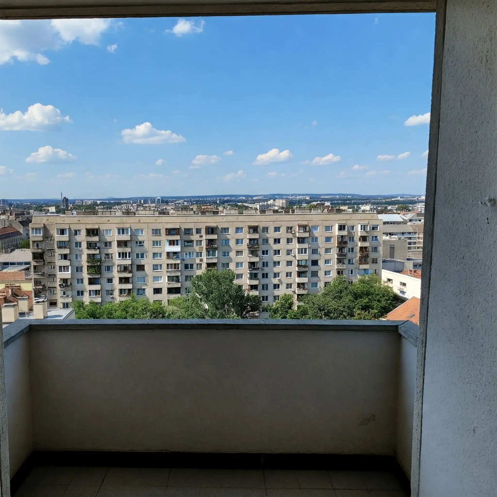 Miért nem fogok soha többé magas emeleten lakni. Ennek semmi köze a magasságtól való félelemhez befektetés, biztonság, egészség, fűtés, ingatlan, kényelem, kilátás, lakás, lakásvásárlás, lift, magas emelet, otthon, panoráma, szomszédok, tanács, tapasztalat, tűzvédelem, zaj