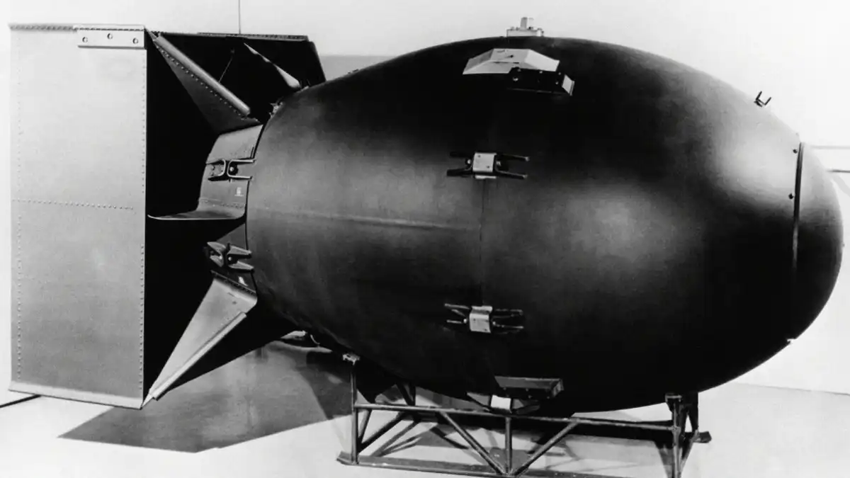 atombomba, energia, fegyverek, fizika, hidegháború, hidrogénbomba, nukleáris, Pusztítás, technológia, történelem