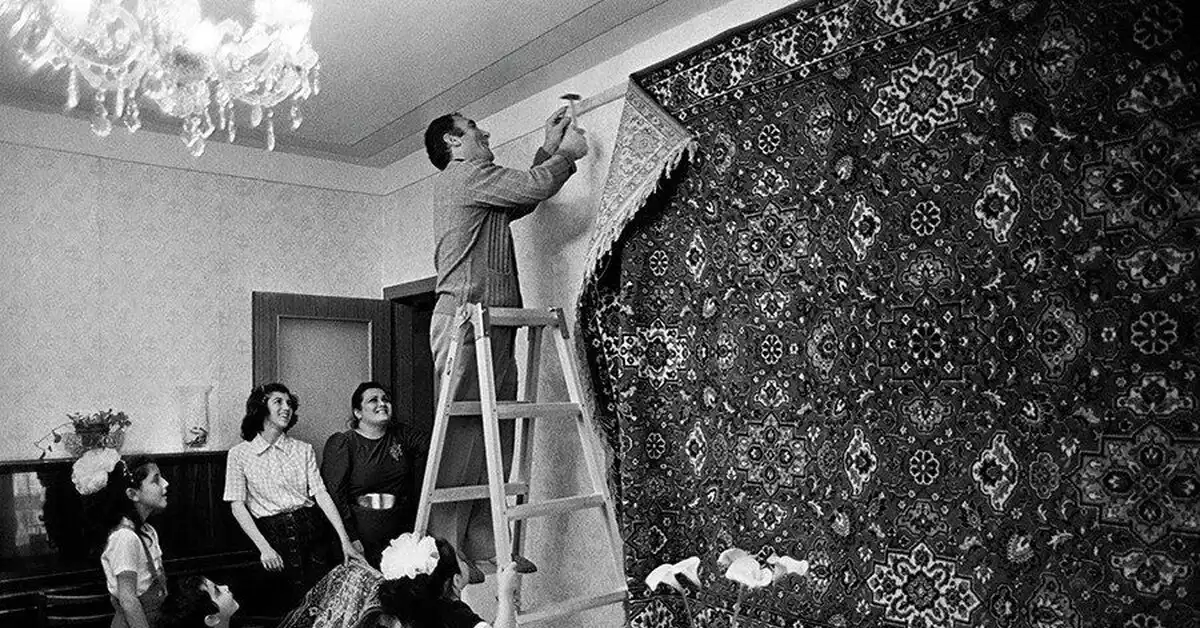 dizájn, hagyomány, lakáskultúra, nosztalgia, panel, praktikum, Státusz, szőnyeg, szovjet, történelem