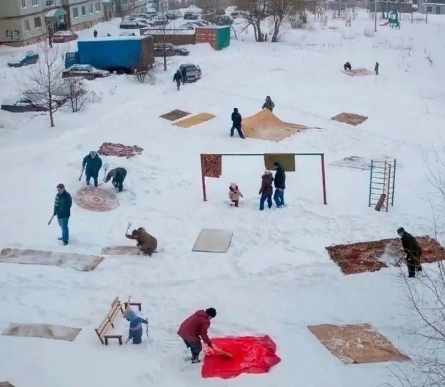 dizájn, hagyomány, lakáskultúra, nosztalgia, panel, praktikum, Státusz, szőnyeg, szovjet, történelem