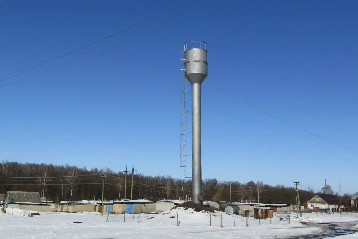 fagyásvédelem, galéria, ipari építmény, szovjet technológia, téli üzemeltetés, vízellátás, víztorony, víztorony építés, víztorony szerkezet, víztorony szigetelés