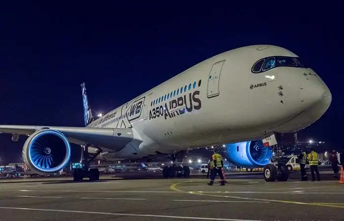 bizniszjet, innováció, kényelem, luxus, magasság, repülés, repülőgépek, sebesség, technológia, utazás