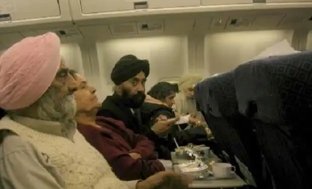 hivatás, konfliktus, munka, nehézségek, repülés, stewardess, turizmus, utasok, utazás, viselkedés