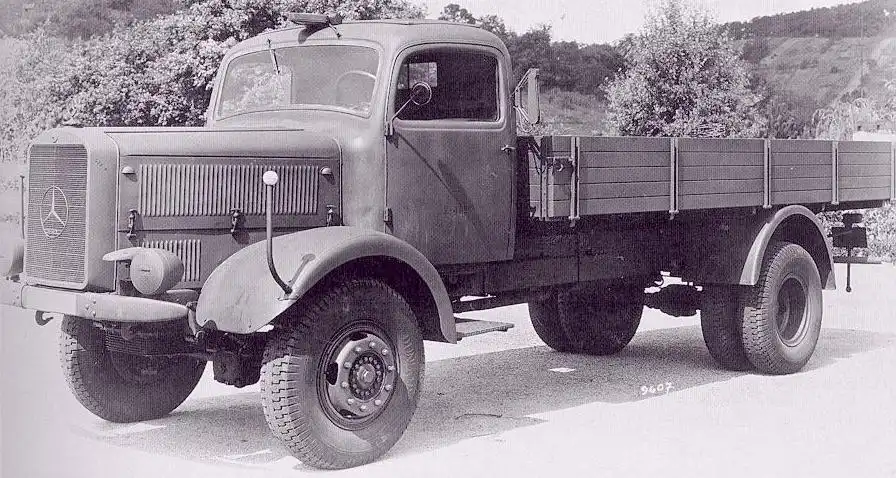 benzinmotor, dízelmotor, második világháború, Maybach, Német tankok, Panther, Panzerwaffe, T-34, üzemanyag-ellátás, Wehrmacht