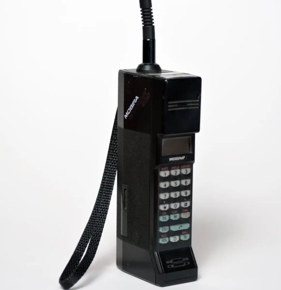csúcsmobilok, legjobb telefonok, Leonyid Kuprijanovics, Martin Cooper, mobiltelefon története, Motorola, Nokia, okostelefon vásárlás, technológiai érdekességek
