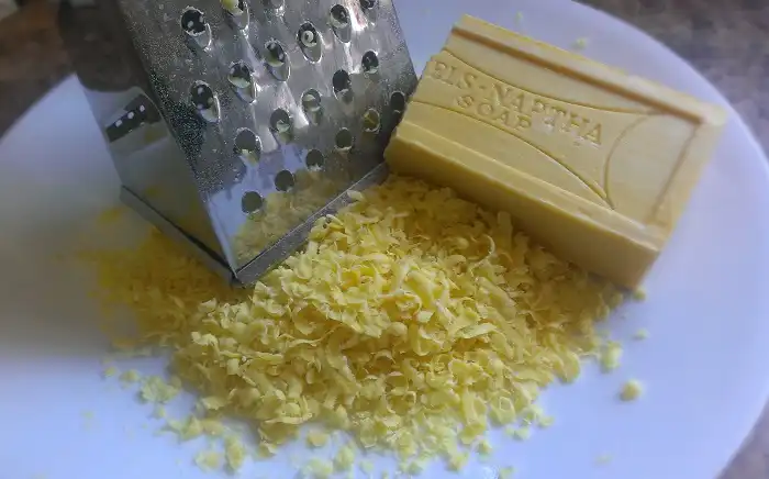 fertőtlenítés, folteltávolítás, háztartás, háztartási szappan, mosás, mosószer, spórolás, takarítás
