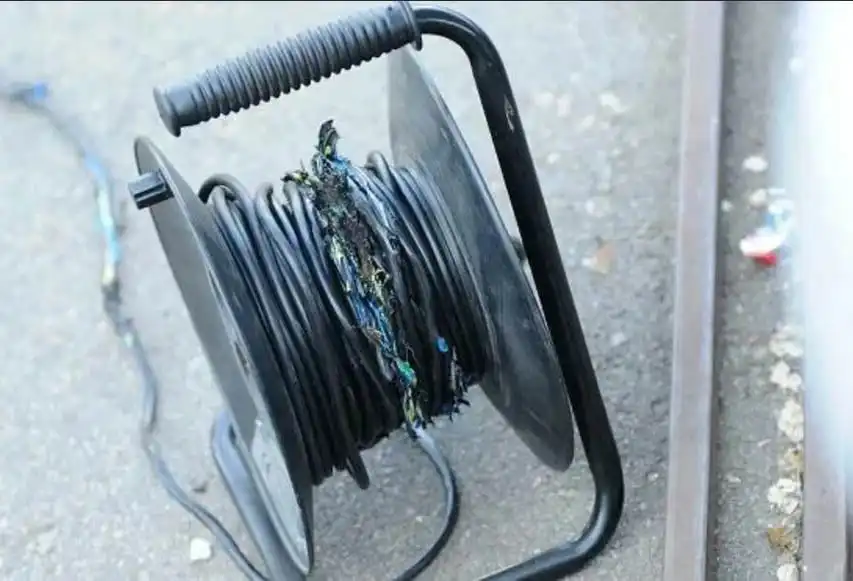 barkácsolás, biztonság, elektromos szerszámok, hosszabbító, kábeldob, lakásfelújítás, túlmelegedés, tűzvédelem, villanyszerelés